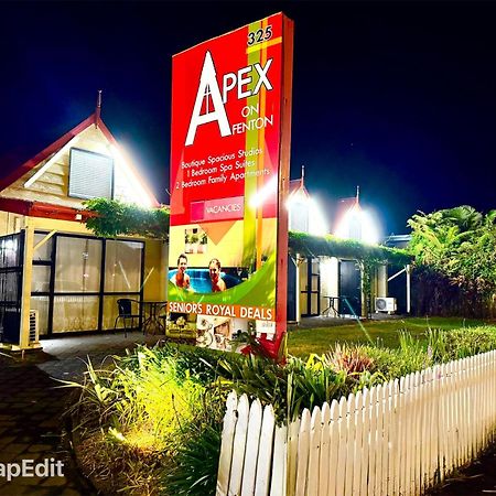 Apex On Fenton Motel Rotorua Exterior photo